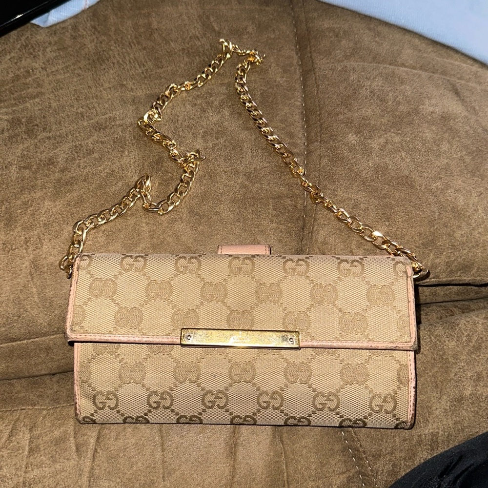 Gucci tan with peach canvas wallet with unbranded chain